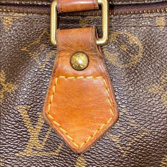 AUTHENTIC LOUIS VUITTON SPEEDY HANDBAG - Picture 7 of 16